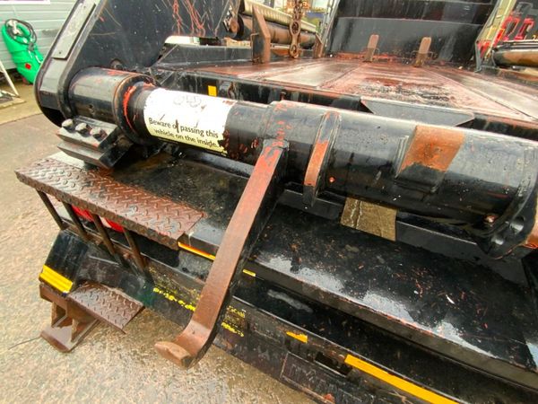 HYVA NG 2012 XL CHAINLIFT SKIP GEAR........147v. 380449128