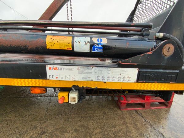 HYVA NG 2012 XL CHAINLIFT SKIP GEAR........147v. 380449136