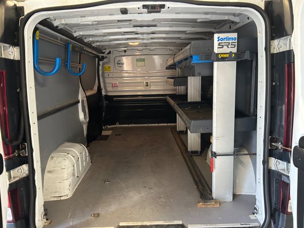 Opel Vivaro 2019 380485211