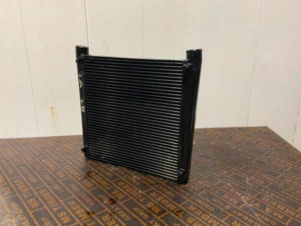 UNUSED MODINE INTERCOOLER.......87039232. 380413645