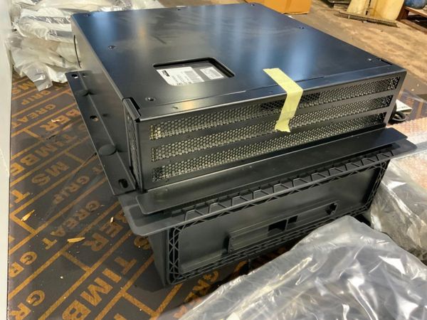 UNUSED AIR CONDITIONING KIT......47944321 380413623