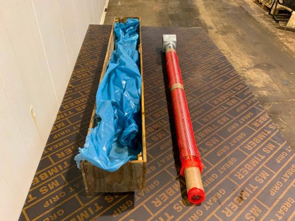 UNUSED NEW HOLLAND CHROME ROD.....87349053 380419518