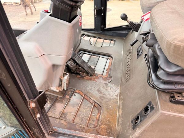 2019 JOHNSTON CITY ROAD SWEEPER...2,500 hours 380428362