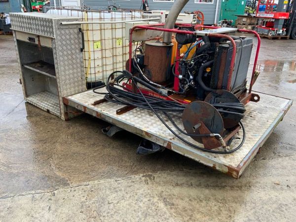 SKID MOUNTED DIESEL POWER WASHER & TANK. 380580250