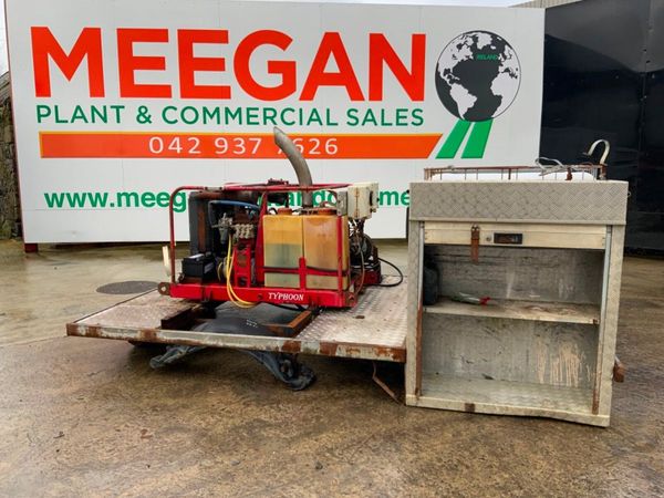 SKID MOUNTED DIESEL POWER WASHER & TANK. 380580257