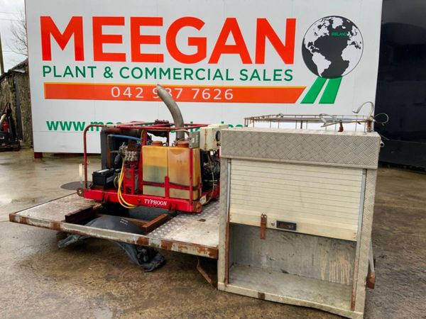 SKID MOUNTED DIESEL POWER WASHER & TANK. 380580262