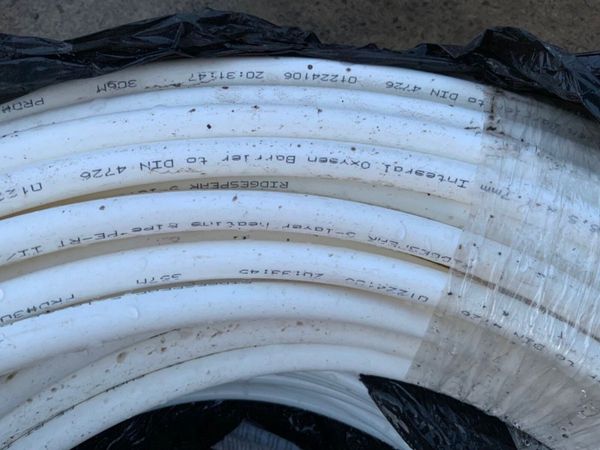 UNUSED UNDERFLOOR HEATING PIPING. 380580442