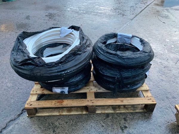 UNUSED UNDERFLOOR HEATING PIPING. 380580448