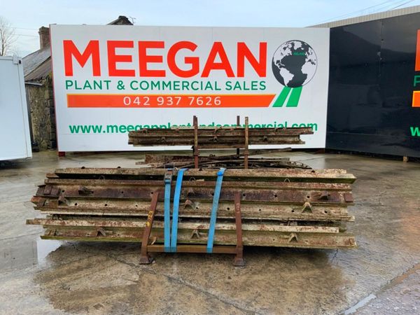 3.0mts CONCRETE FORMWORK SCREEDS.......123s 380580451