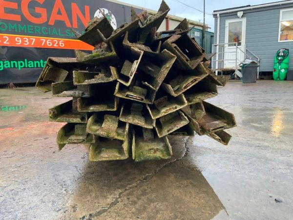 3.0mts CONCRETE FORMWORK SCREEDS.......123s 380580453