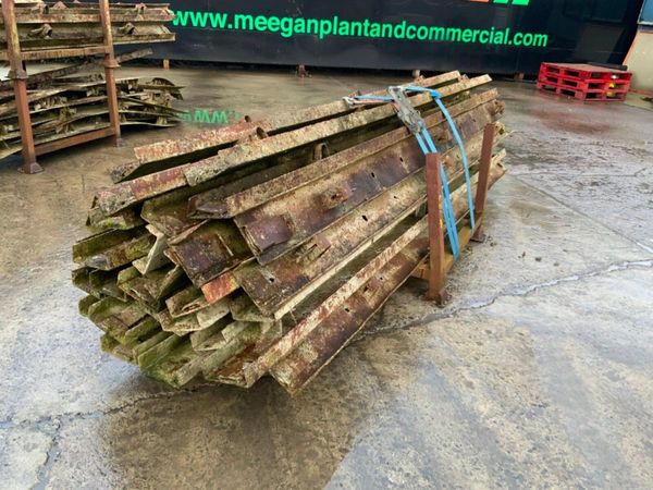 3.0mts CONCRETE FORMWORK SCREEDS.......123s 380580454