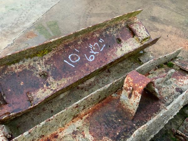 3.0mts CONCRETE FORMWORK SCREEDS.......123s 380580457