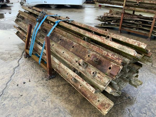 3.0mts CONCRETE FORMWORK SCREEDS.......123s 380580464