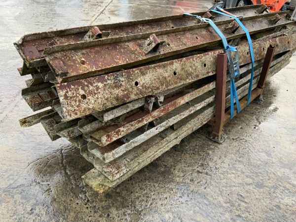 3.0mts CONCRETE FORMWORK SCREEDS.......123s 380580469