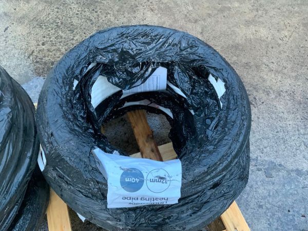 UNUSED UNDERFLOOR HEATING PIPING. 380580437