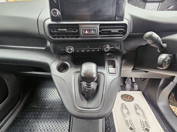 Peugeot Partner 2023 1.5 Diesel Low Mileage 380586178