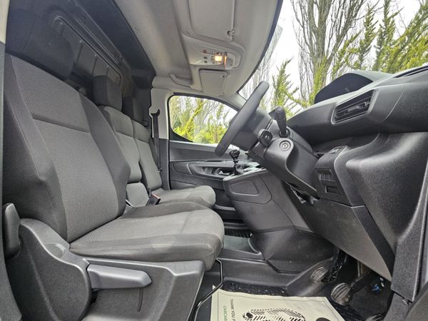 Peugeot Partner 2023 1.5 Diesel Low Mileage 380586179