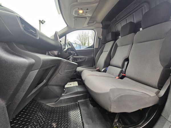 Peugeot Partner 2023 1.5 Diesel Low Mileage 380586184