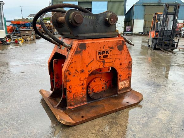 NPK COMPACTION WACKER PLATE.....100mm....263pf 380507380