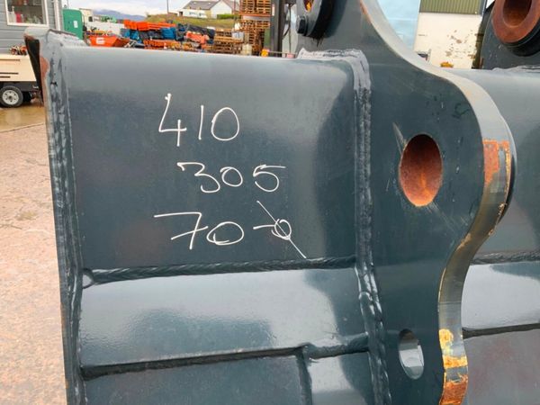 UNUSED 48" HYUNDAI BUCKET....70mm..........266pf. 380507321