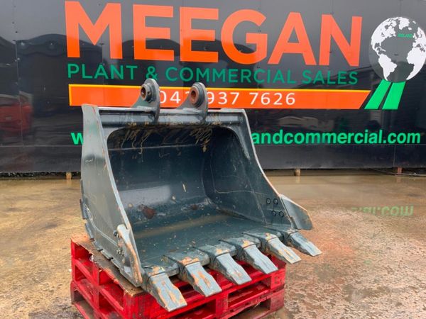 UNUSED 48" HYUNDAI BUCKET....70mm..........266pf. 380507331