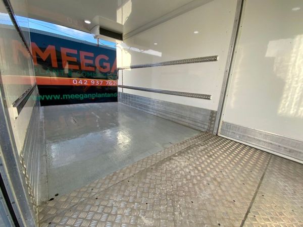 Isuzu Other N75.150  INSULATED BODY / TAIL LIFT. . 380537744