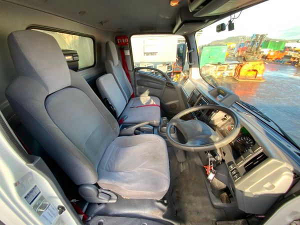 Isuzu Other N75.150  INSULATED BODY / TAIL LIFT. . 380537755