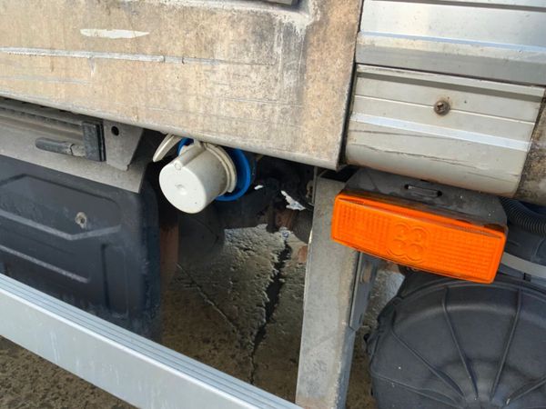 Isuzu Other N75.150  INSULATED BODY / TAIL LIFT. . 380537737