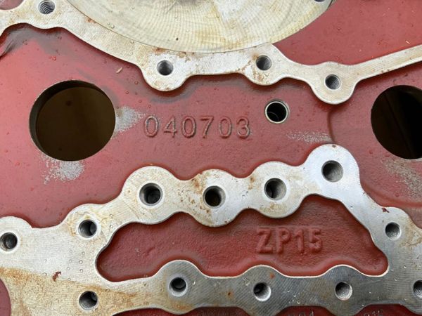 UNUSED CASE 521 / 621 LOADER TRANSMISSION. 380537846