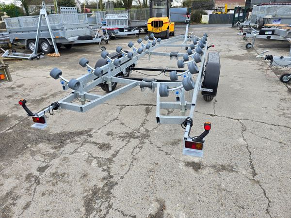 V shape boat trailers 380652200