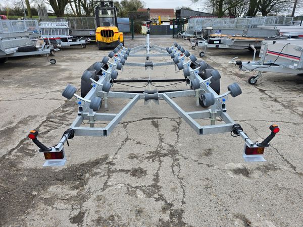 V shape boat trailers 380652202
