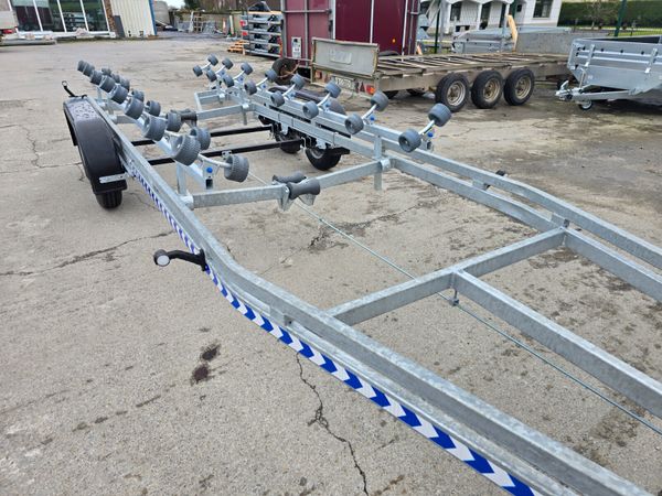 V shape boat trailers 380652210