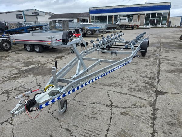 V shape boat trailers 380652213