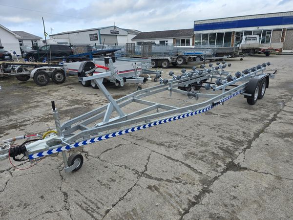 V shape boat trailers 380652215