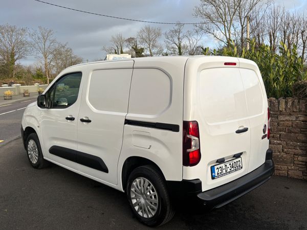 Fiat Doblo Tecnico Plus with only 49700 kms as new 380675362