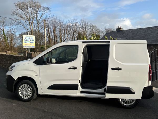 Fiat Doblo Tecnico Plus with only 49700 kms as new 380675498