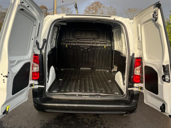 Fiat Doblo Tecnico Plus with only 49700 kms as new 380675499