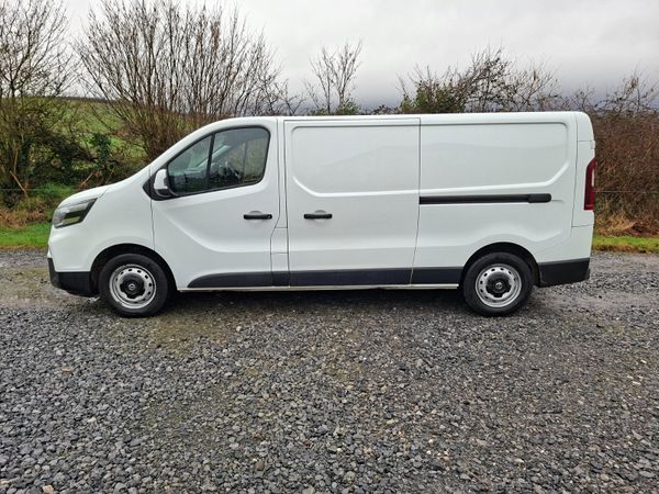 Nissan Primastar 221 LWB 2.0L...Price includes Vat 380617432