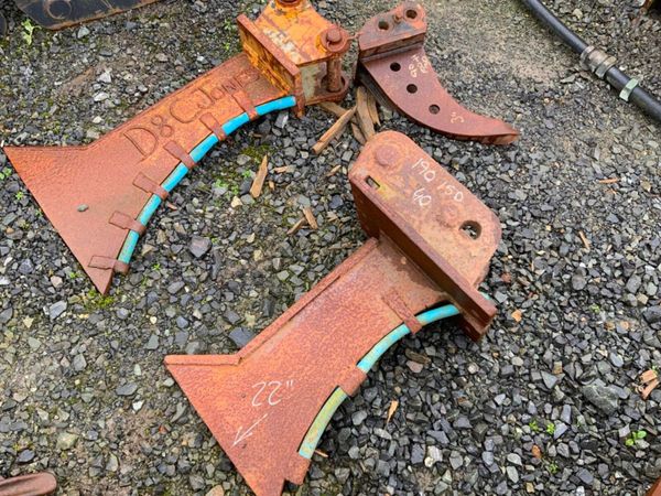 Mole plough 380639479