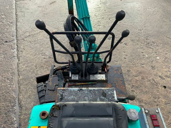 KOMATSU PC 03 -1 MICRO MINI DIGGER..........1921. 380709004