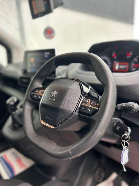 2021 Peugeot Partner ‘Professional €13950 Inc vat 380723074