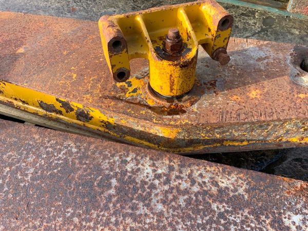 ARTICULATED SITE DUMPER TAILGATE.........195. 380727552