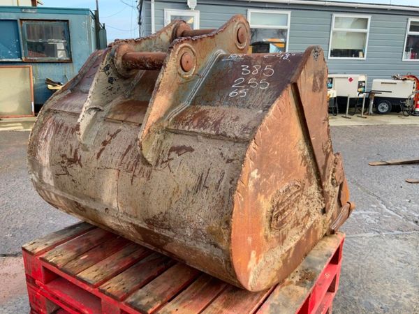 48" STRICKLAND BUCKET...65mm PINS......1014t. 380727563