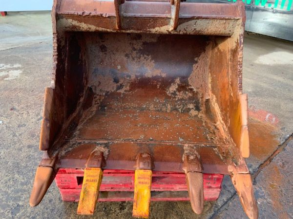 48" STRICKLAND BUCKET...65mm PINS......1014t. 380727571