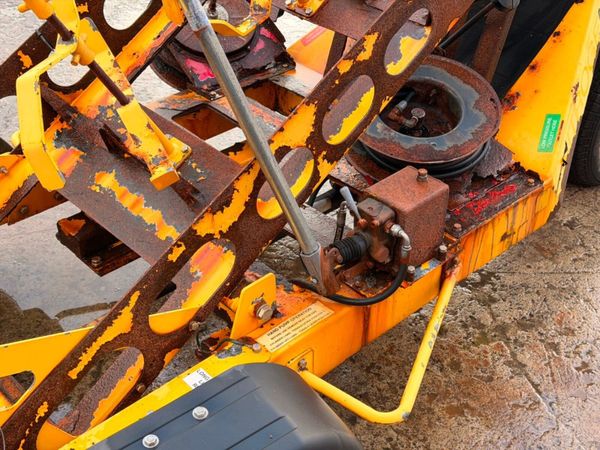 Gas bottle trolly thing 380855842