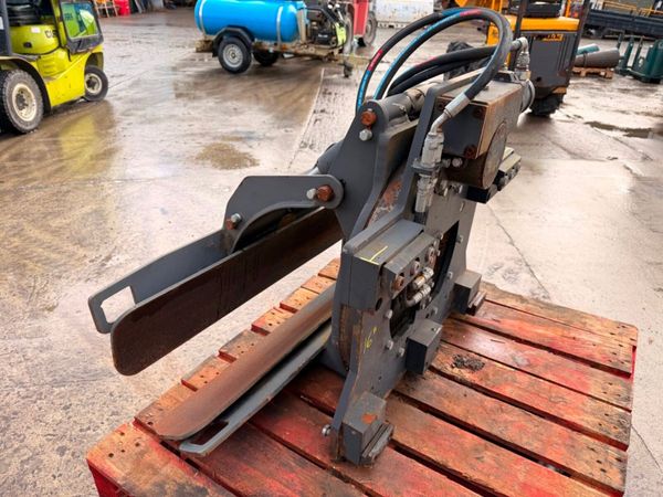 2018 CAM ROTATING CLAMP FORKLIFT....799V 380855828