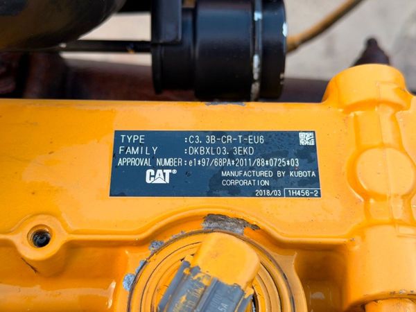 2 X CAT ENGINES ..... 3.3B......spares or repairs 380855978