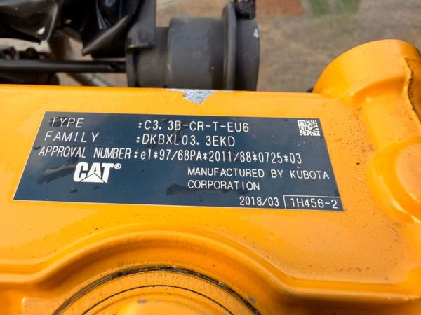 2 X CAT ENGINES ..... 3.3B......spares or repairs 380855994