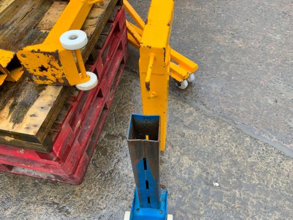 TELESCOPIC SUPPORT FRAME / LEGS............4040. 380856150