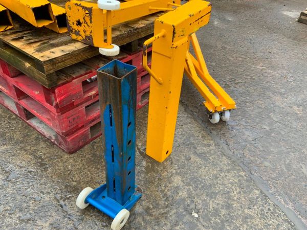 TELESCOPIC SUPPORT FRAME / LEGS............4040. 380856151
